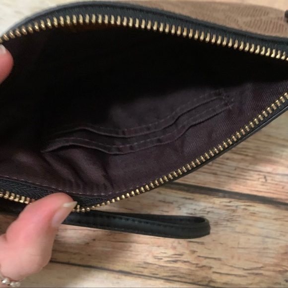 Coach Wizard Of Oz Boxed Small Wristlet - Picture 9 of 9